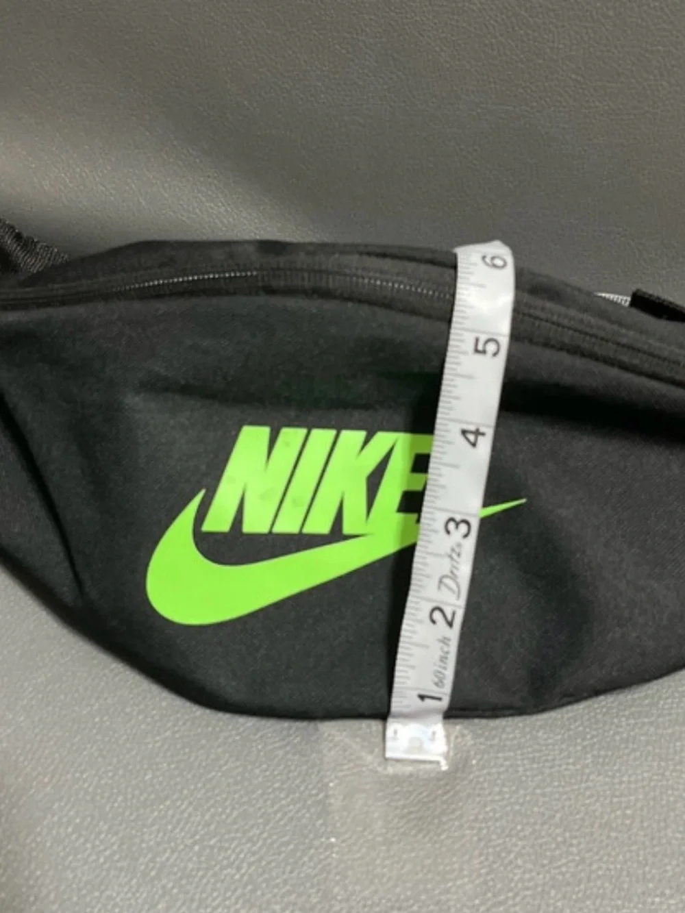 Nike Men's Black Fanny Pack with Green Logo